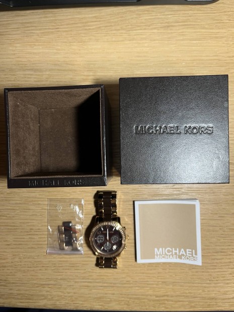 Michael Kors ni karra