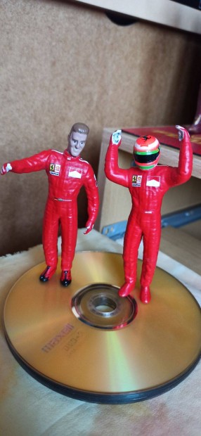 Michael Schumacher, Eddie Irvine 10cm-es figurk 2db
