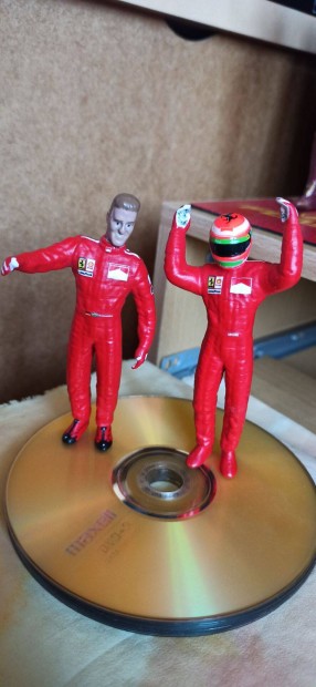 Michael Schumacher, Eddie Irvine 12cm-es figurák 2db