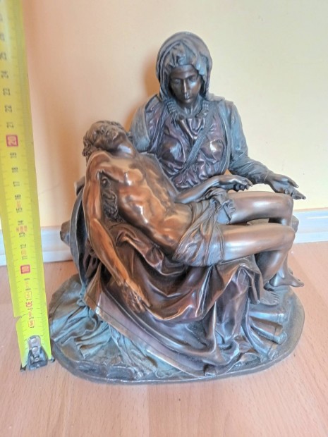 Michelangelo pieta