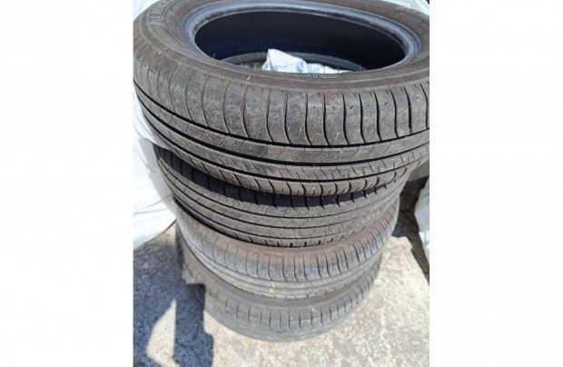 Michelin 165/65 R 15 nyári gumi jó állapotban eladó