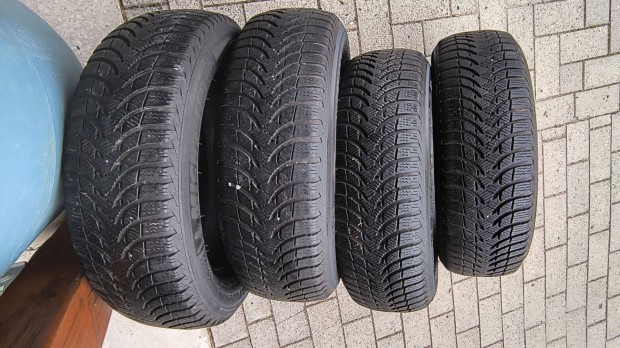 Michelin 175/65 R14 téligumi szett eladó téli gumi