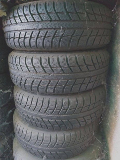 Michelin 185/65 R14 tli gumi VW felnivel