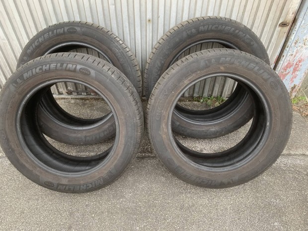 Michelin 205/55 R16 nyári gumi 7mm