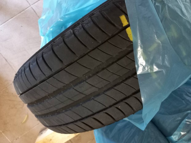 Michelin 215/55 r17 nyri gumi