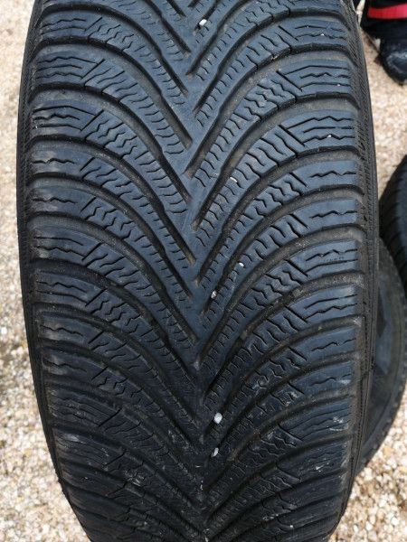 Michelin 215/65R17 ALPIN A5 5mm DOT17 használt gumi HG4518 téli