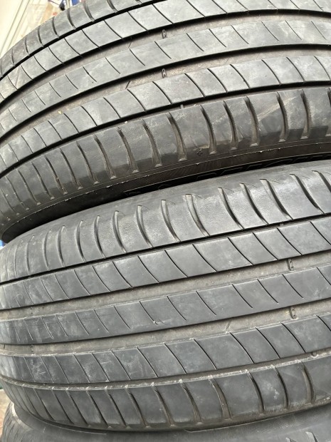 Michelin 215/65R17 ny�ri