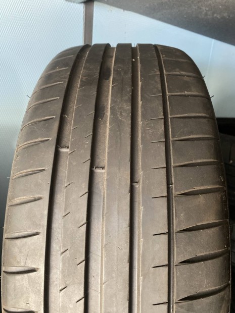 Michelin 225/45 r19 ny�ri gumi 225/45r19