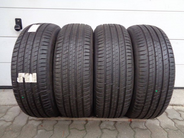 Michelin 235/60R17-es j nyri gumi garnitra elad