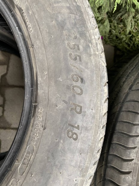 Michelin 255/60 R18 nyrigumi