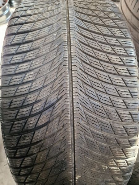 Michelin 285/35R21 PILOT ALPIN5 5mm DOT22 hasznlt gumi HG13670 tli