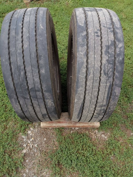 Michelin 315/60 R22,5 kormányzott gumi + felni