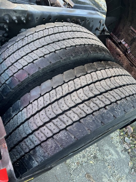 Michelin 315/70 R22,5 teheraut gumi 