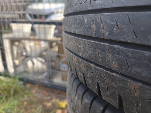 Michelin Agilis 195/75R16C kisteher gumi 10 db eladó