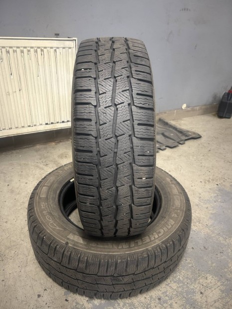 Michelin Aglis alpin 215/65R16C