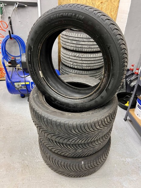 Michelin Alpin5 205/55 R16 Tligumi