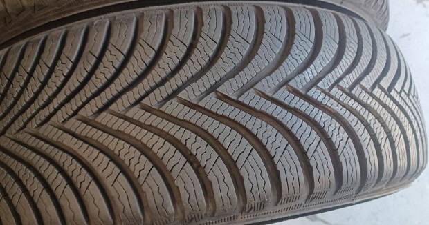 Michelin Alpin5 205/60 R16 tli gumik 4db