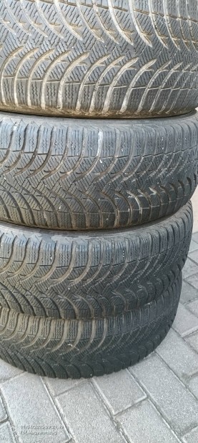 Michelin Alpin 4 DOT 2113 
