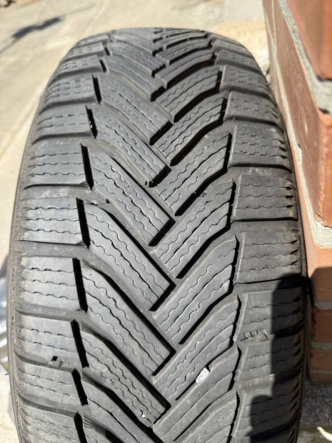 Michelin Alpin 6 205/55 R16