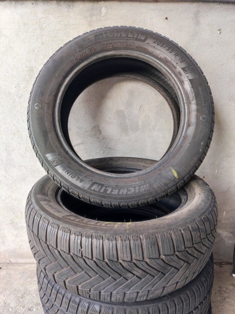 Michelin Alpin 6, 205/55 R16 tli gumi, 2 db