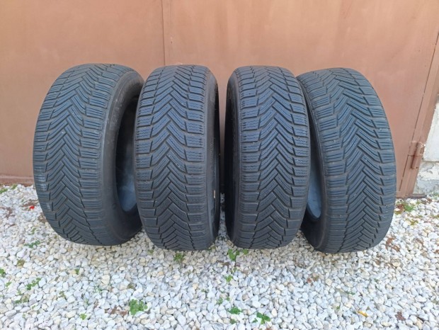 Michelin Alpin 6 gumiabroncs 205/60 R16 használt