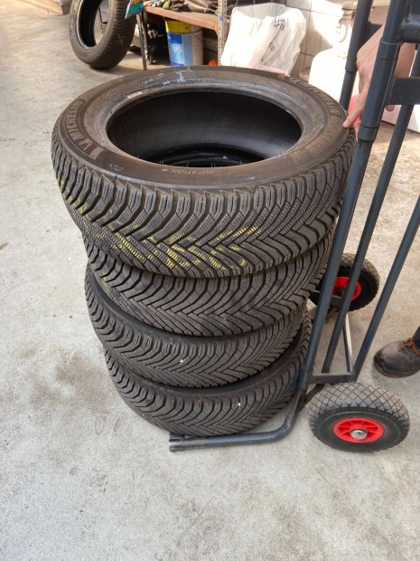 Michelin Alpin 7 205/55 R16 (Kiváló állapotú!)