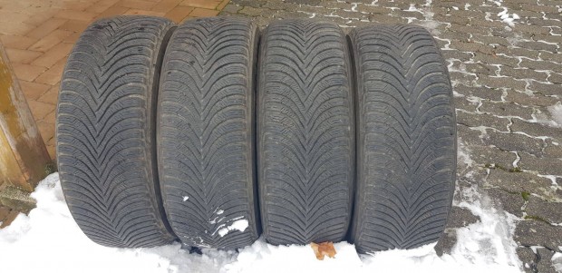 Michelin Alpine5 215 R16 60 j minsg hasznlt tligumi
