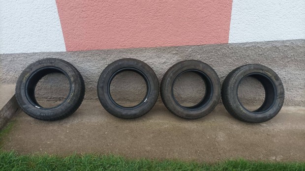 Michelin Alpine 6 205/60R16 8mm profilmélység garnitúra (4db)