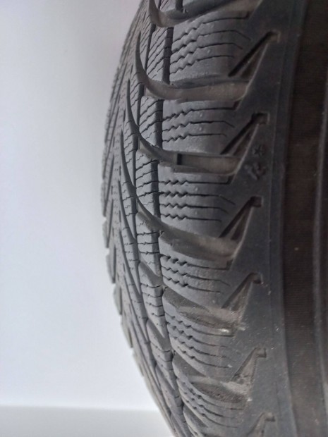 Michelin Alpine Latitude 1 db tli gumi 225/65R17