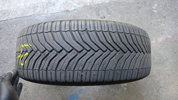 Michelin Crossclimate+ gumik 205 55 R16