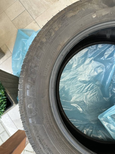 Michelin Energy Saver 205/60 r16 nyari gumiszett