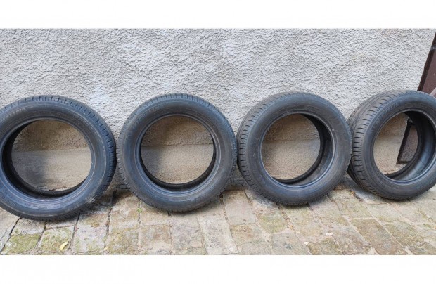 Michelin Energysaver 185/60R15 nyári gumi garnitúra