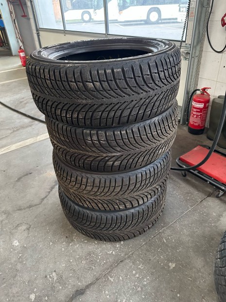 Michelin Latitude Alpin 235/55R19 95%