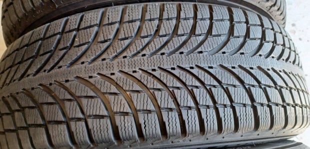 Michelin Latitude Alpin 235/65 R17 tli gumik 4db.7-7,5mm