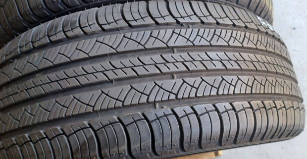 Michelin Latitude Tour 235/55 R17 ngyvszakos gumik 45e./4db