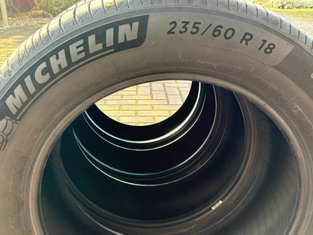 Michelin Ny�ri gumik 235/60 R 18