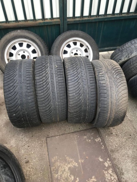 Michelin PILOT Alpin 235/40R18 tli gumi szett