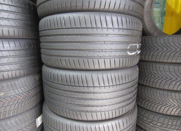 Michelin PS4 SUV 315/40 R21 115Y