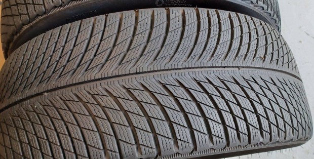 Michelin Pilot Alpin5 SUV 285/40 R23 tli gumik 195e./4db