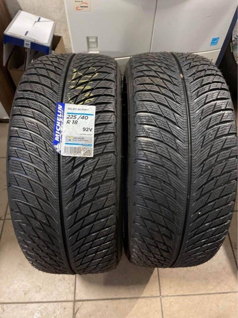 Michelin Pilot Alpin 5 225/40 R18 92V XL