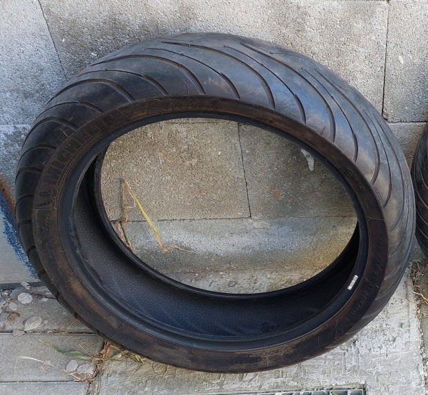 Michelin Pilot Road 3 , 160/60 ZR 17