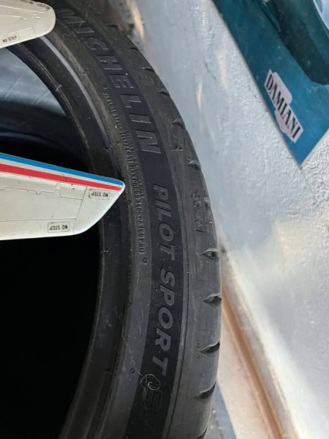 Michelin Pilot Sport 225 40 r20 garnitura