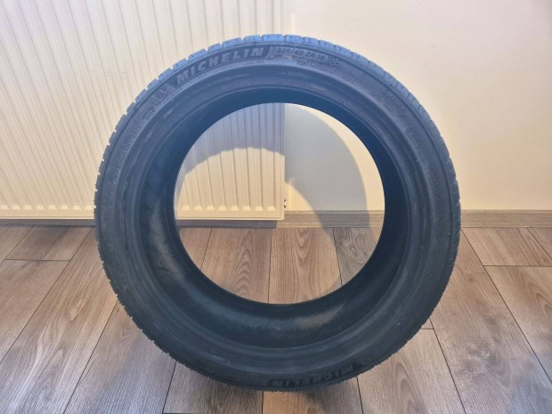Michelin Pilot Sport 4 225/40 ZR18 92Y