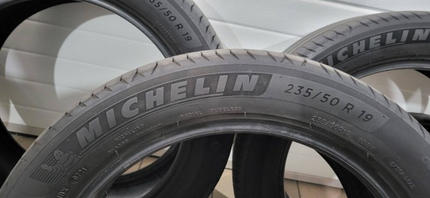 Michelin Primacy4 235/50 R19
