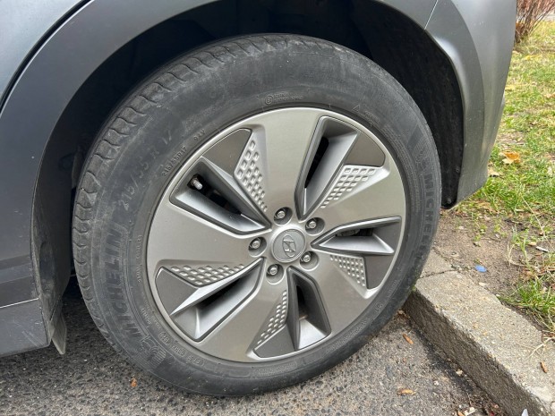 Michelin Primacy 215/55 R17 4db nyri gumi elad