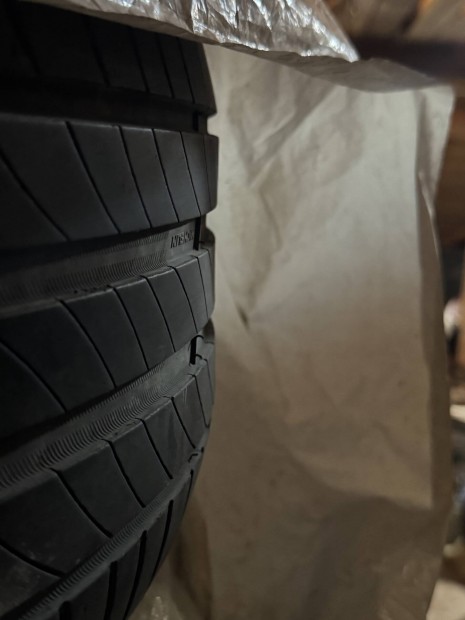 Michelin Primacy 4 Ny�ri gumi 235/45r18