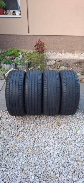 Michelin Primacy 4+ 205/55 R16 91V Nyrigumi
