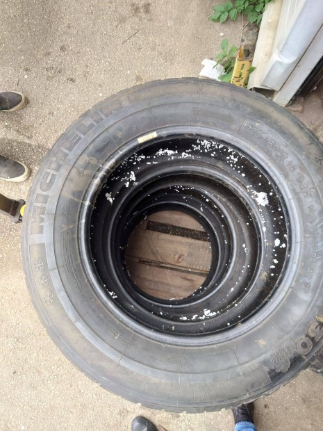 Michelin S330 255 / 60 R16 téli