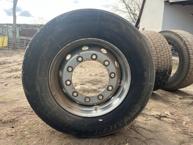 Michelin X Multi 385/55 R22,5 4db kormnyzott kamion/ptkocsi kerk