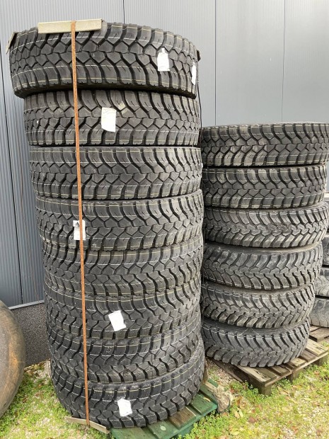 Michelin X Works 13R 22.5